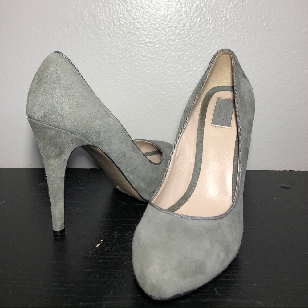 Womens zara suede grey stiletto pumps size 7.5